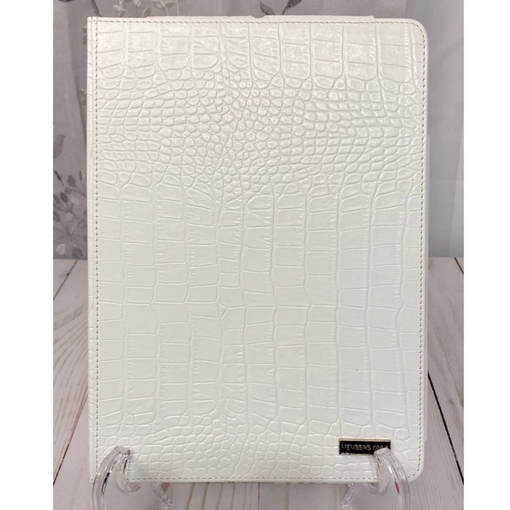 NWT Members Only Leather iPad Air Case